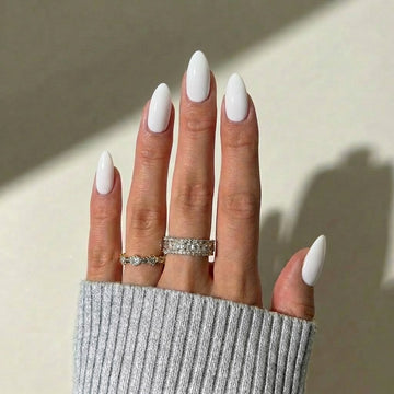 Blanche - Medium Almond