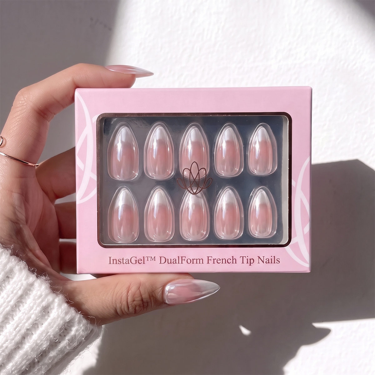 Chrome French - Medium Almond