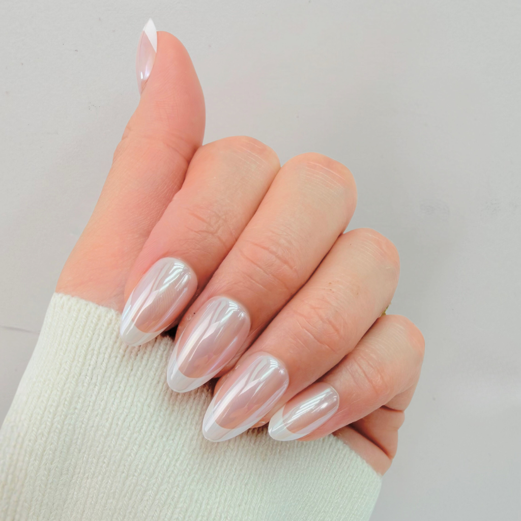 Contour French - Medium Almond